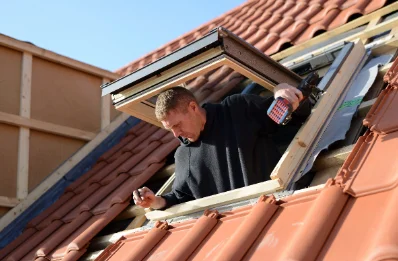 Pose de fenêtres de toit Velux à Chassieu
